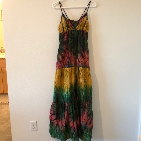 2/20$ Beautiful boho maxi dress - Picture 2 of 4